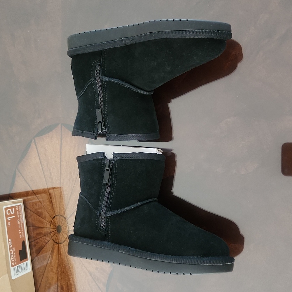 Koolaburra by UGG Black Boots - Picture 12 of 16
